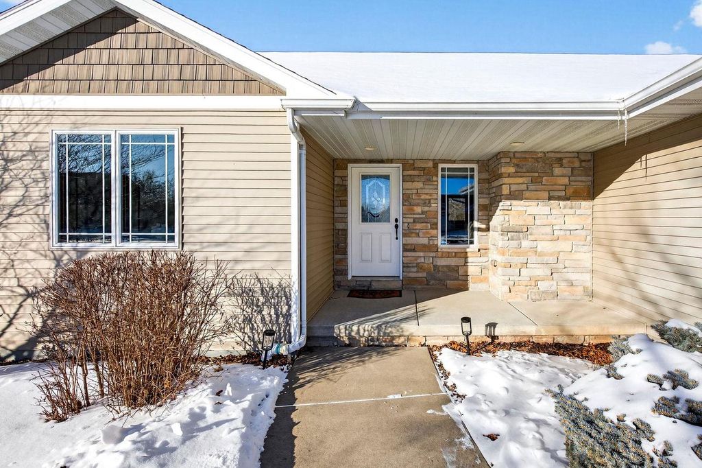 Photo of 1519 Remington ROAD, Neenah, WI 54956 (MLS # 50320729)