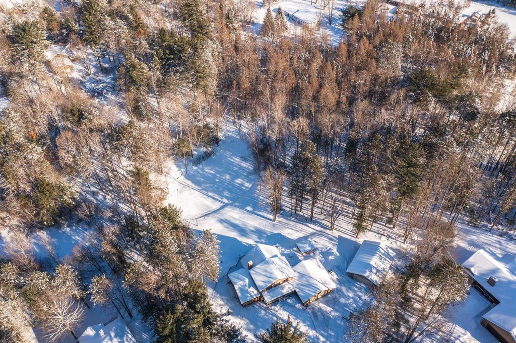 Photo of 425 Esker Heights DRIVE, Tomahawk, WI 54487 (MLS # 22600204)