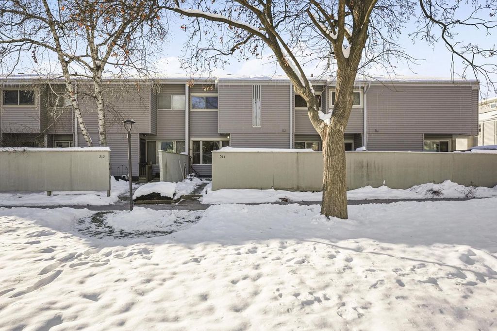 Photo of 514 East Bluff, Madison, WI 53704 (MLS # 2013436)