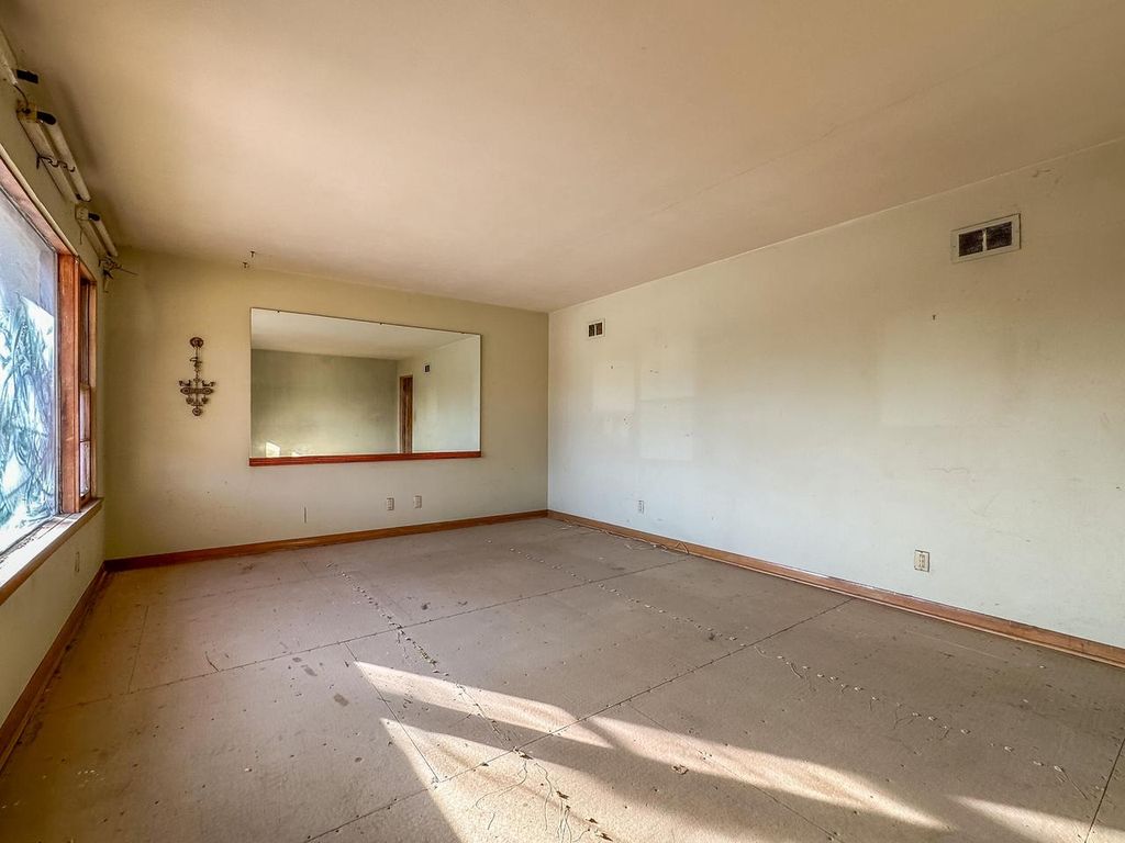 Photo of 5659 S Quality AVENUE, Cudahy, WI 53110 (MLS # 1945740)