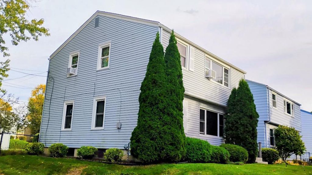 Photo of 3520 S 1st STREET SOUTH STREET S, Milwaukee, WI 53207 (MLS # 1940001)
