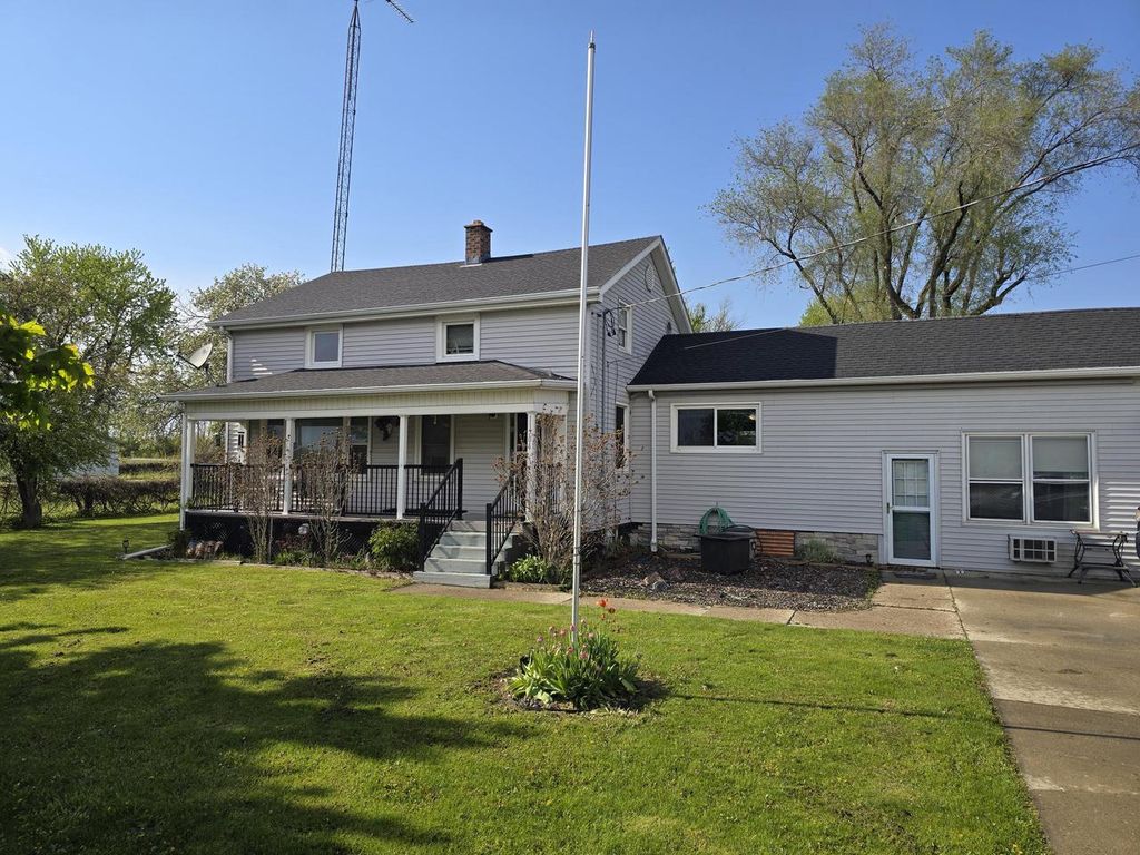 Photo of 11704 12th STREET, Sturtevant, WI 53177 (MLS # 1961991)