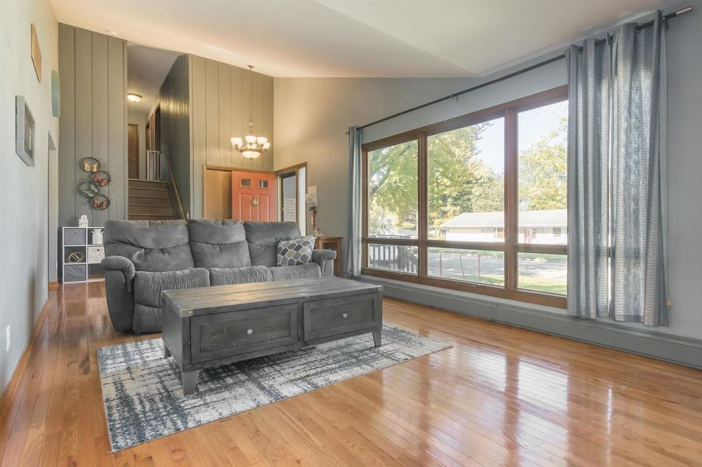 Photo of 1311 Daisy DRIVE, West Bend, WI 53090 (MLS # 1945033)