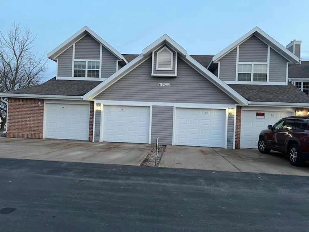 Photo of 14 Pluim DRIVE #35, Waupun, WI 53963 (MLS # 2019004)