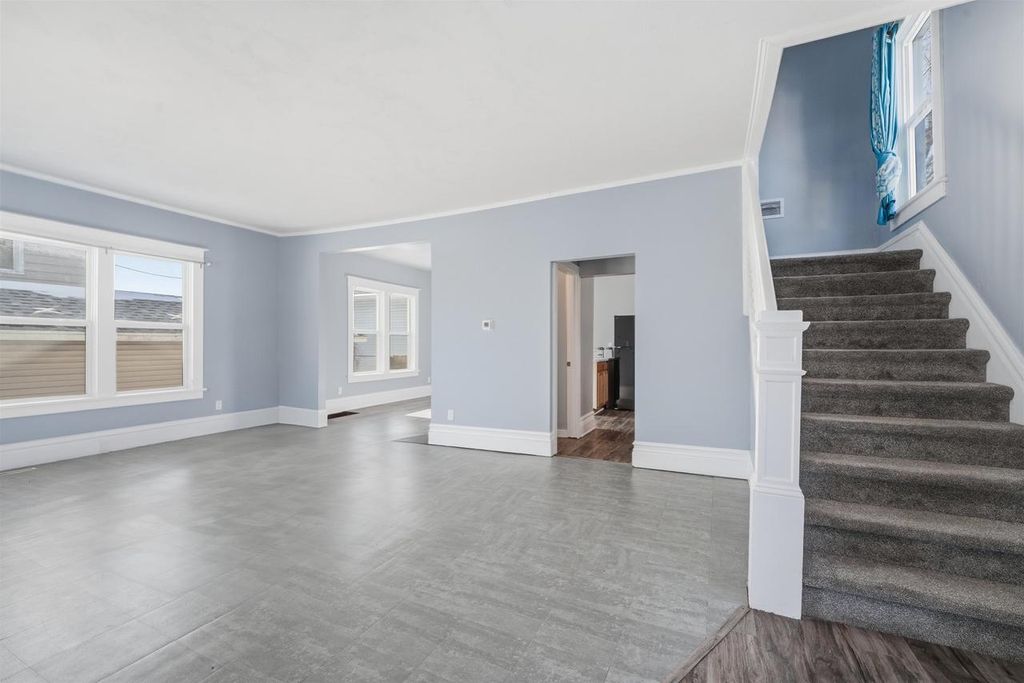 Photo of 513 Evans STREET, Oshkosh, WI 54901 (MLS # 50320853)