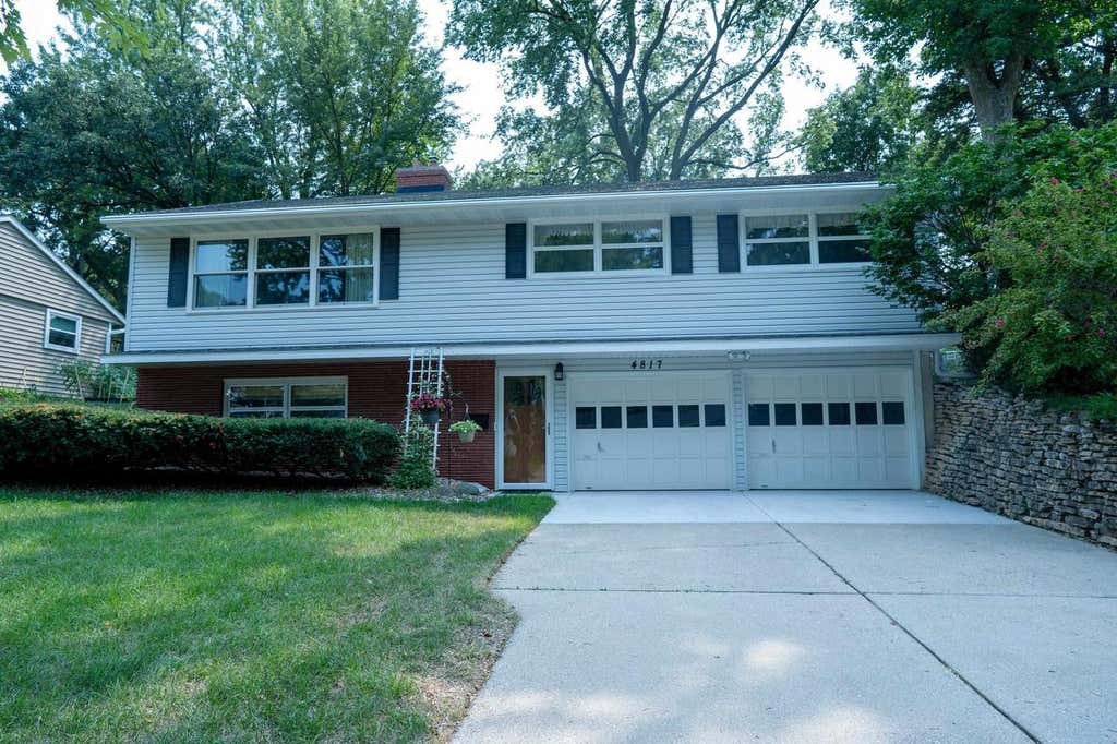 Photo of 4817 Eldorado LANE, Madison, WI 53716 (MLS # 2030359)