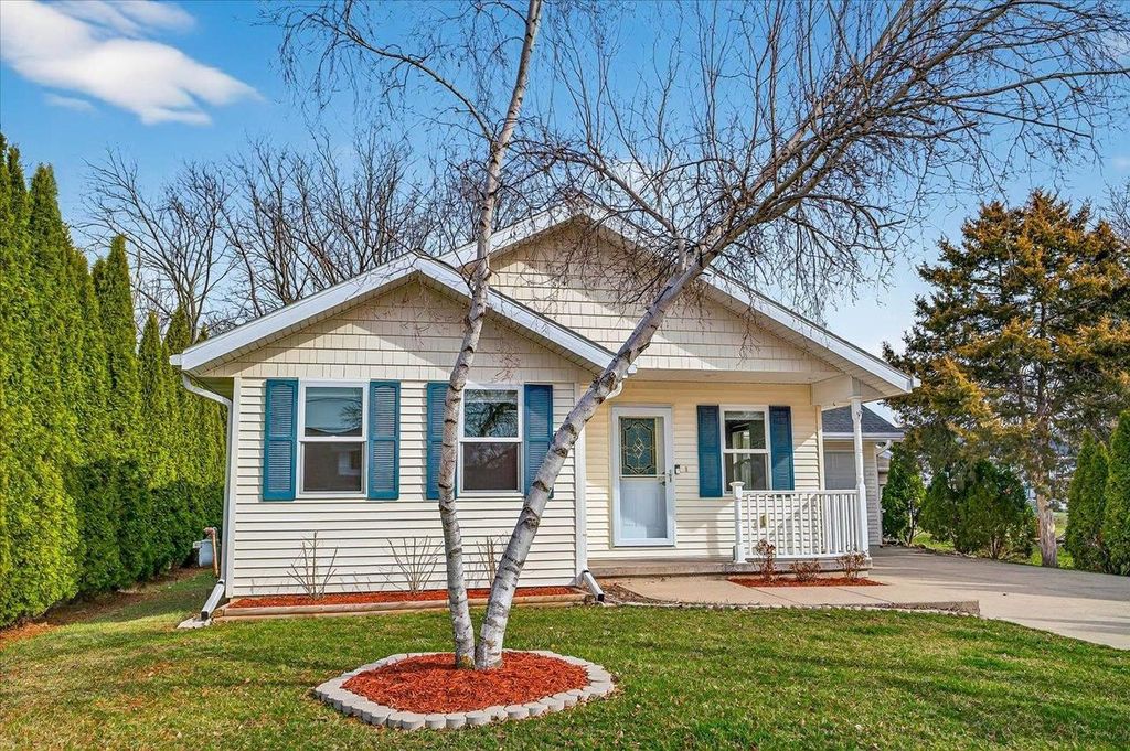 Photo of 1132 Hamilton STREET, Stoughton, WI 53589 (MLS # 2018667)