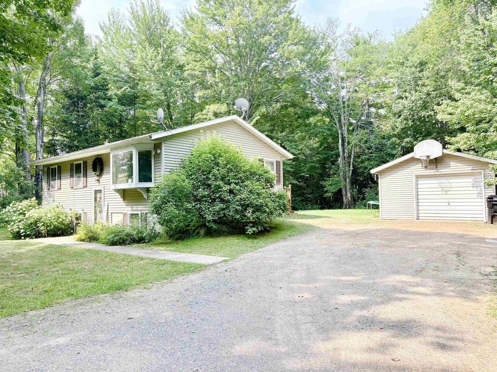 Photo of 4733 Victoria DRIVE, Rhinelander, WI 54501 (MLS # 2029272)