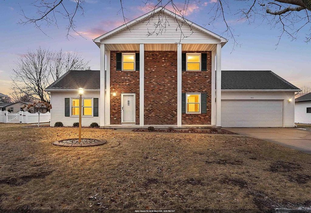 Photo of 553 Gwynn STREET, Green Bay, WI 54301 (MLS # 50322339)