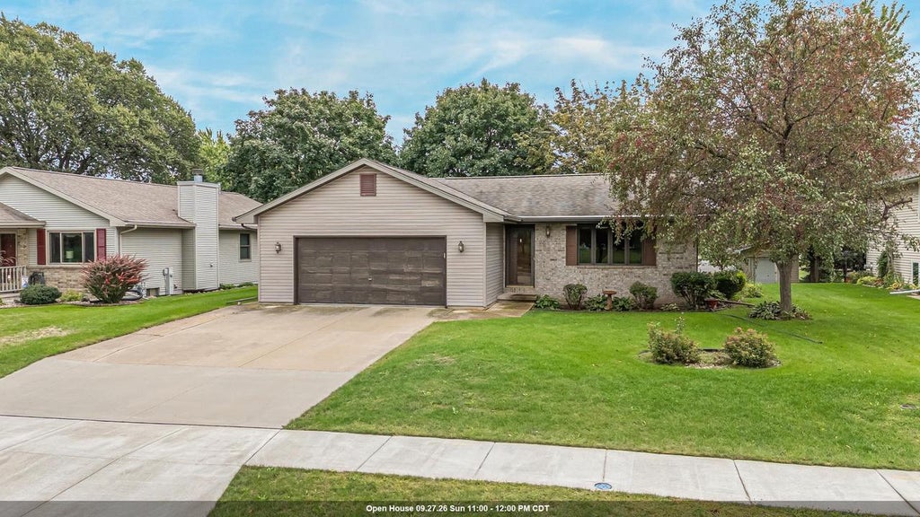 Photo of 3115 W 9th AVENUE, Oshkosh, WI 54904 (MLS # 50333231)