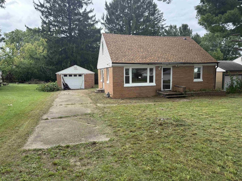 Photo of 2022 Harrison AVENUE, Beloit, WI 53511 (MLS # 2033339)