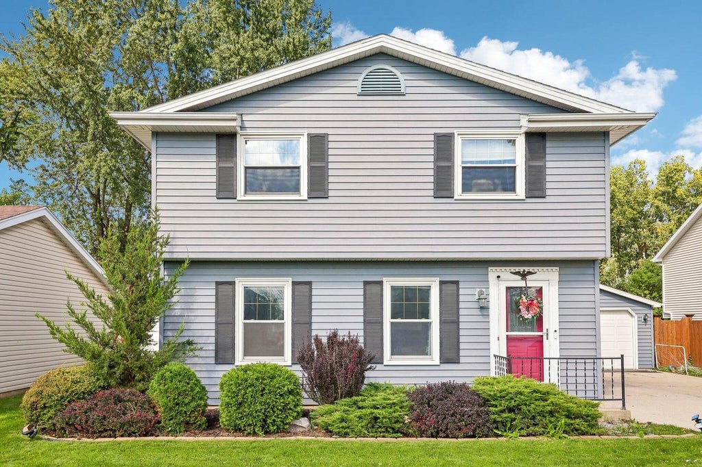 Photo of 8504 Westbrook DRIVE, Sturtevant, WI 53177 (MLS # 1981992)