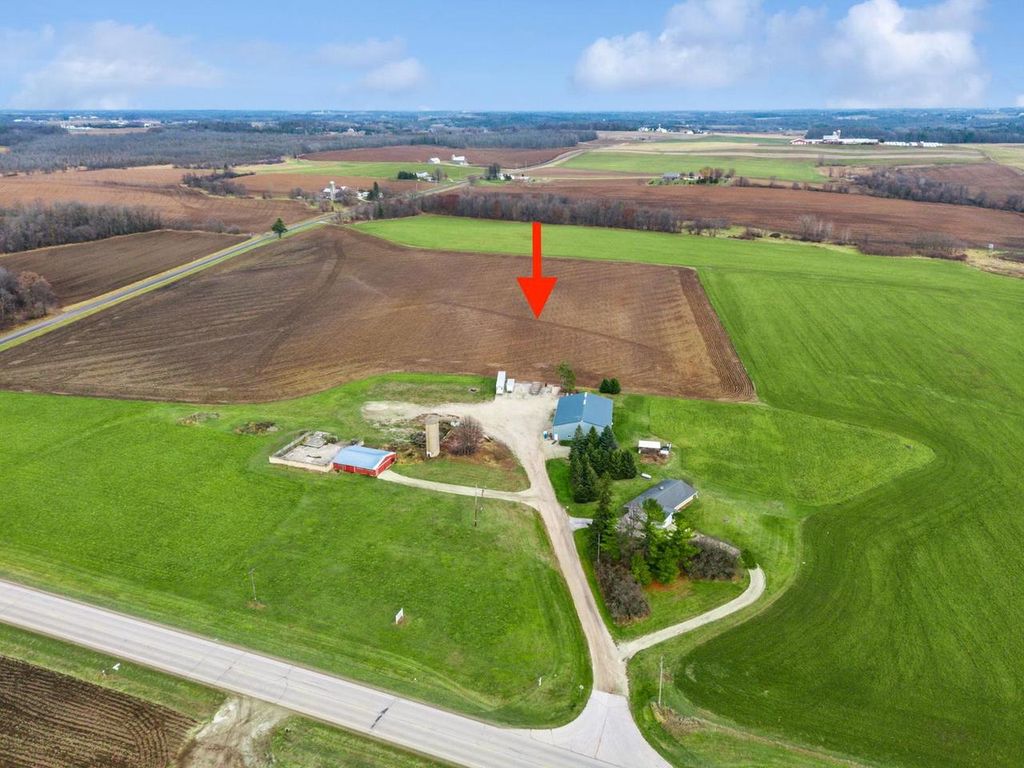 Photo of 721 N Cth J, Reedsville, WI 54230 (MLS # 50318647)