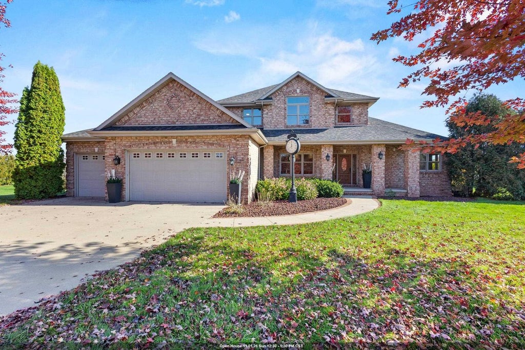 Photo of N2430 Artesian WAY, Kaukauna, WI 54130 (MLS # 50335099)