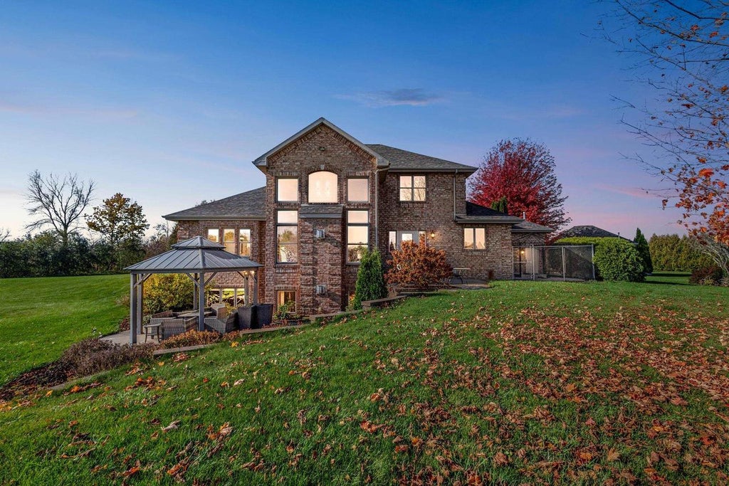 Photo of N2430 Artesian WAY, Kaukauna, WI 54130 (MLS # 50335099)