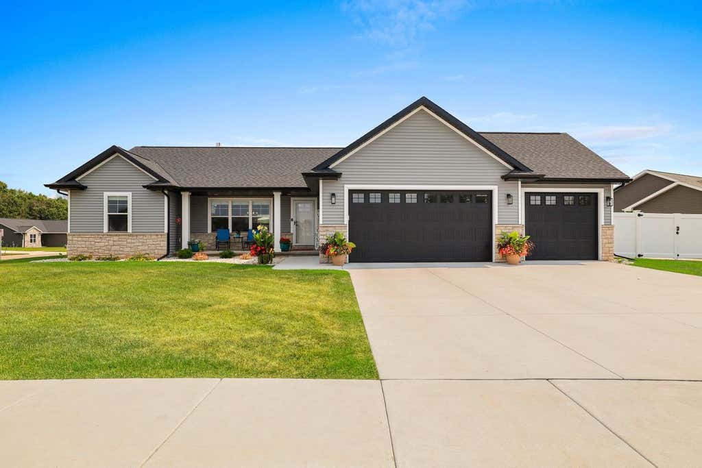 Photo of 2529 Meyer WAY, De Pere, WI 54115 (MLS # 50330961)