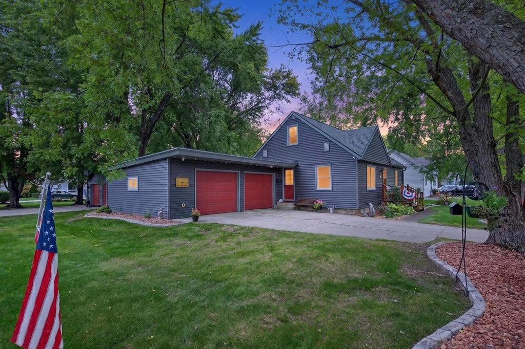 Photo of 1830 Carey STREET, Wisconsin Rapids, WI 54495 (MLS # 22604820)