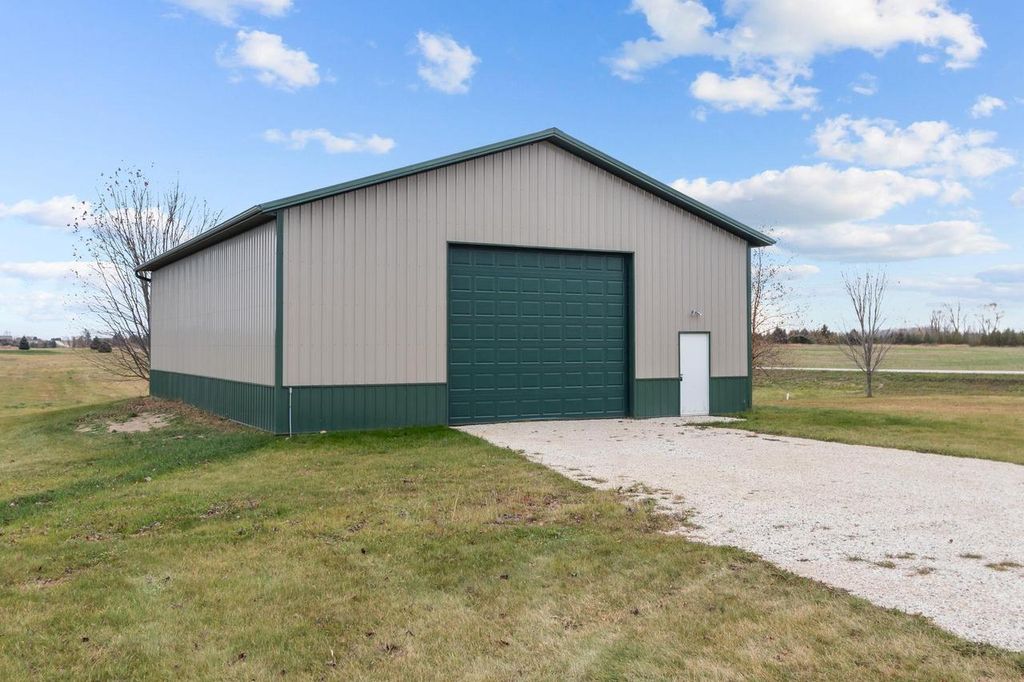 Photo of E3709 Krok ROAD, Kewaunee, WI 54216 (MLS # 50318246)