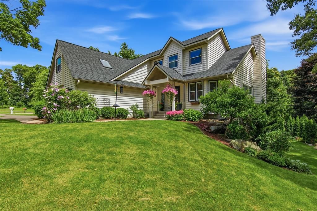 Photo of E4520 Woodfield ROAD, Eau Claire, WI 54701 (MLS # 1602553)