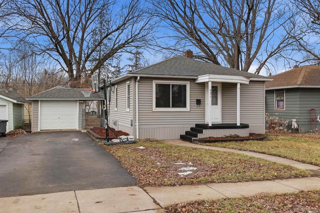 Photo of 431 8th Avenue North Ave, Wisconsin Rapids, WI 54495 (MLS # 22600666)