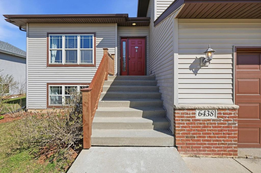 Photo of 6438 Urich TERRACE, Madison, WI 53719 (MLS # 2020922)