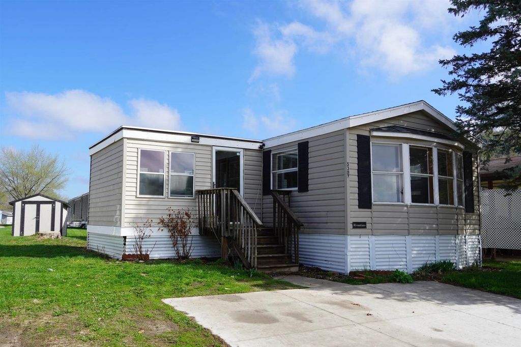 Photo of 5327 S Sandpiper LANE, La Crosse, WI 54601 (MLS # 2021026)