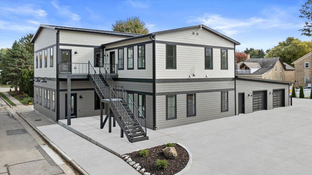 Photo of 308 Oak STREET #202, Slinger, WI 53086 (MLS # 1947407)