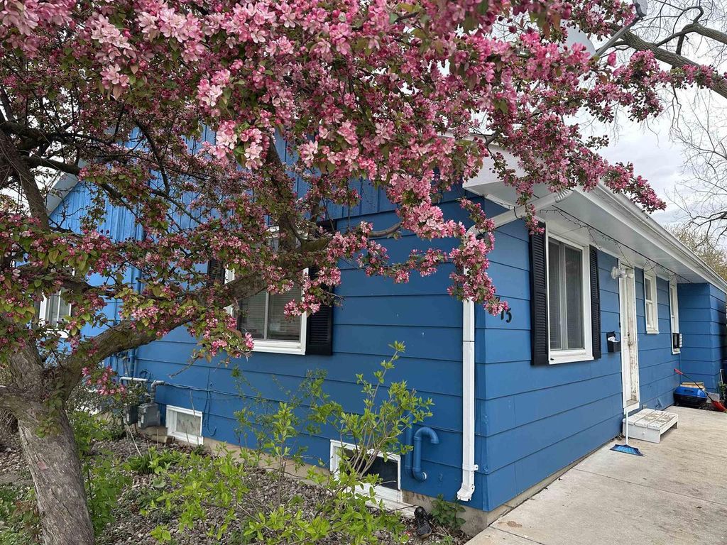 Photo of 715 John STREET, Menasha, WI 54952 (MLS # 50325162)