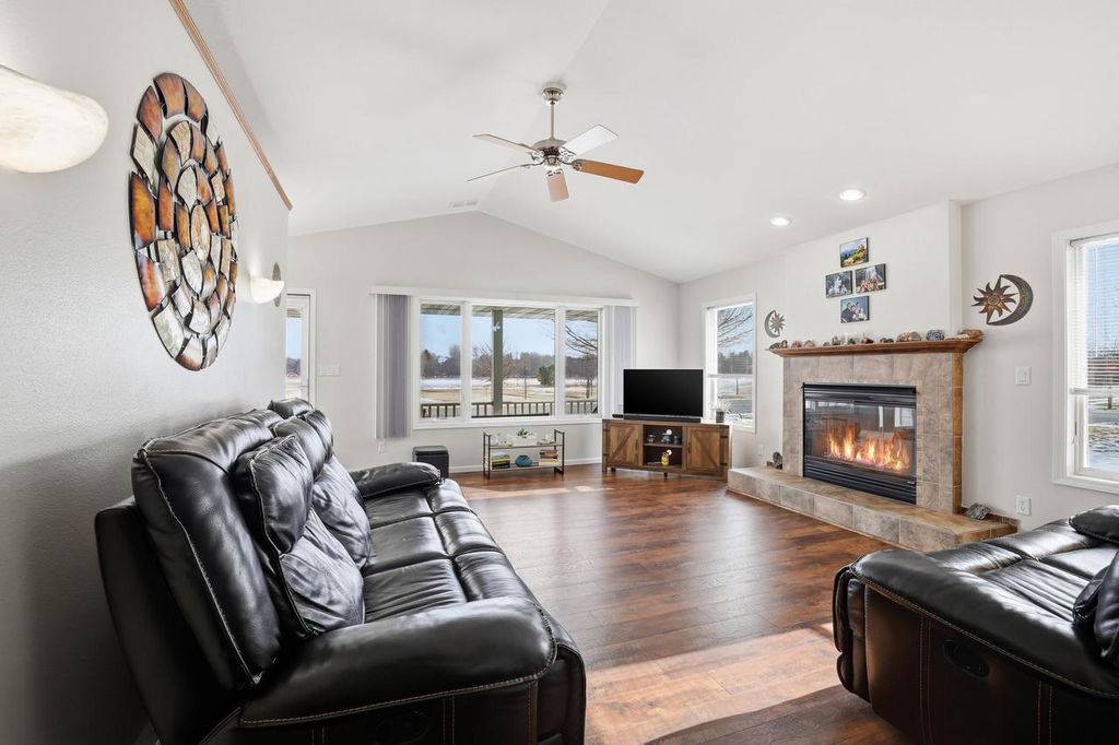 Photo of 607 S 2nd STREET, Cedar Grove, WI 53013 (MLS # 1948100)