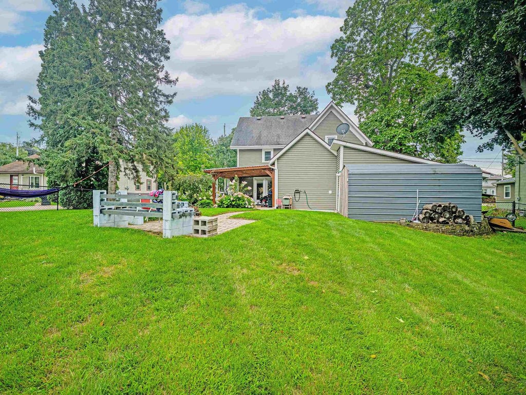 Photo of 215 CHURCH STREET, Brooklyn, WI 53521 (MLS # 2030541)