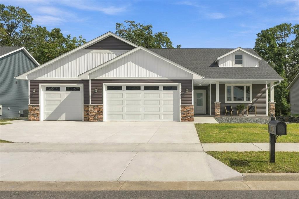 Photo of 1173 Craven COURT, Eau Claire, WI 54703 (MLS # 1602812)