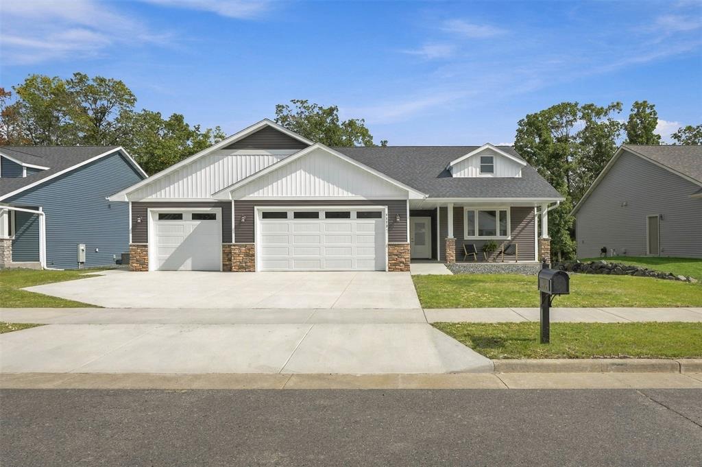 Photo of 1173 Craven COURT, Eau Claire, WI 54703 (MLS # 1602812)