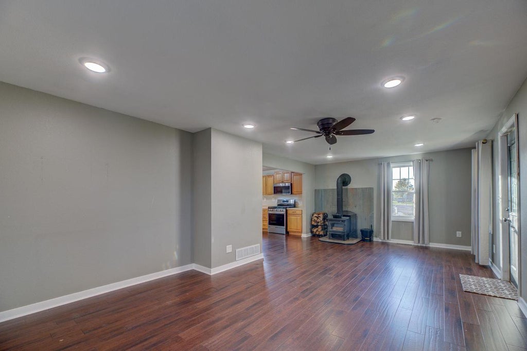 Photo of 11420 E L J Townline ROAD, Whitewater, WI 53190 (MLS # 2035341)