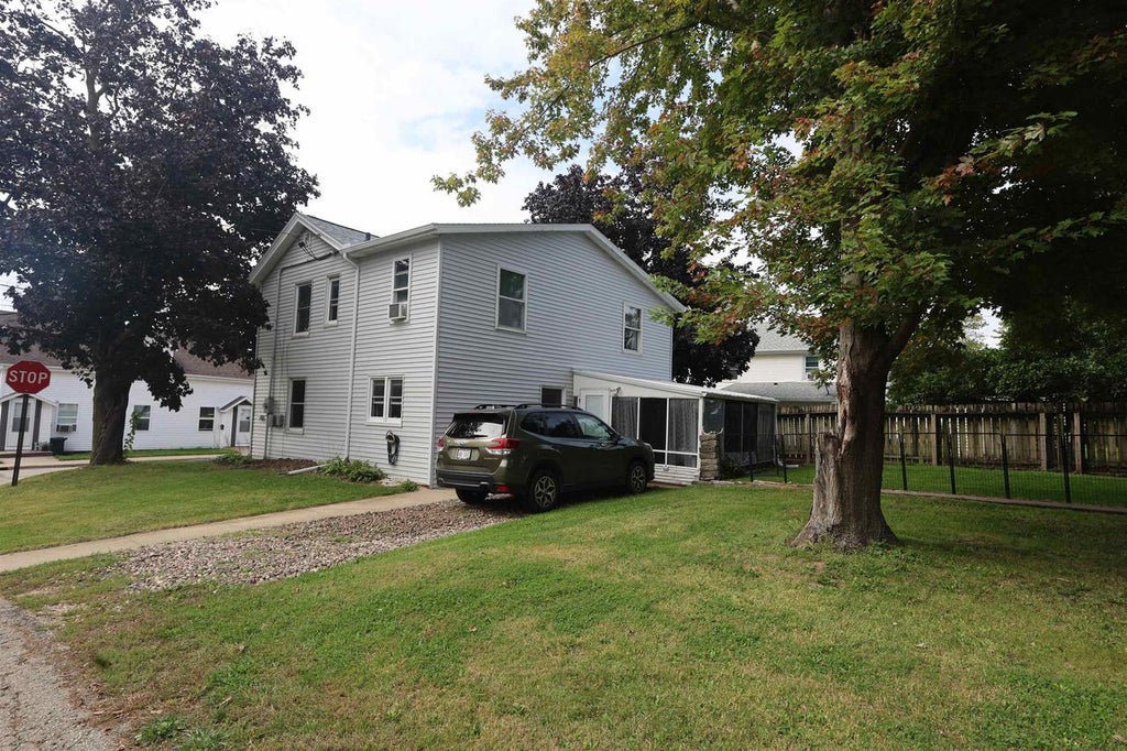 Photo of 120 E Furnace STREET, Platteville, WI 53818 (MLS # 2033503)