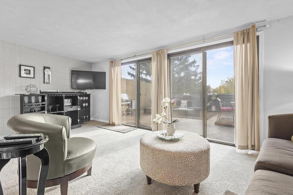 Photo of 4545 W Pine STREET #E, Appleton, WI 54914 (MLS # 50330879)