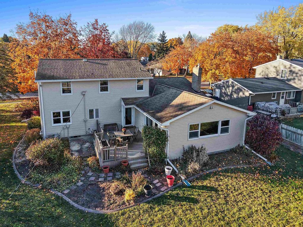 Photo of 808 Voelker STREET, De Pere, WI 54115 (MLS # 50317714)