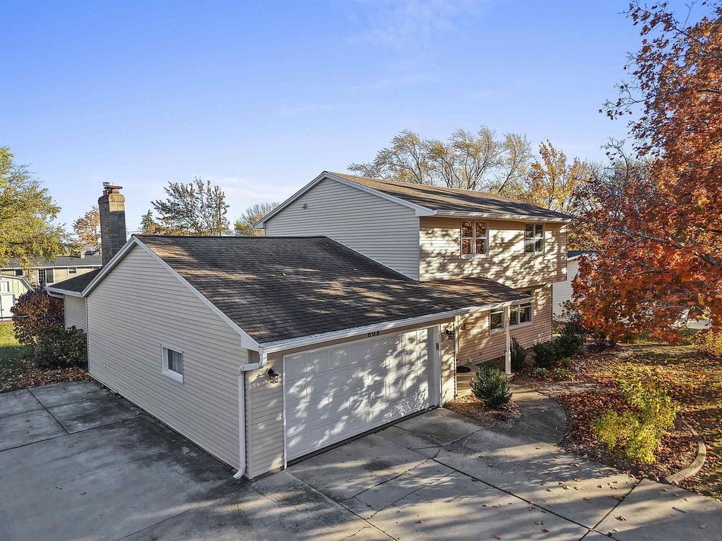 Photo of 808 Voelker STREET, De Pere, WI 54115 (MLS # 50317714)