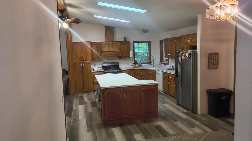 Photo of N11649 Kosir LANE, Athelstane, WI 54104 (MLS # 50331512)