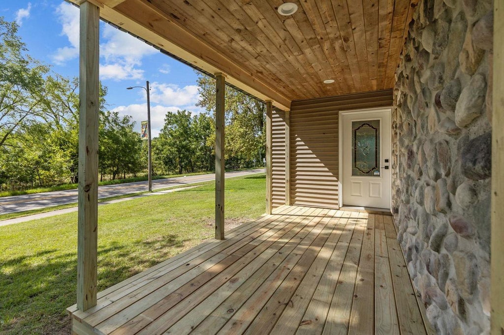 Photo of 160 Mill ST, Iola, WI 54945 (MLS # 50332680)