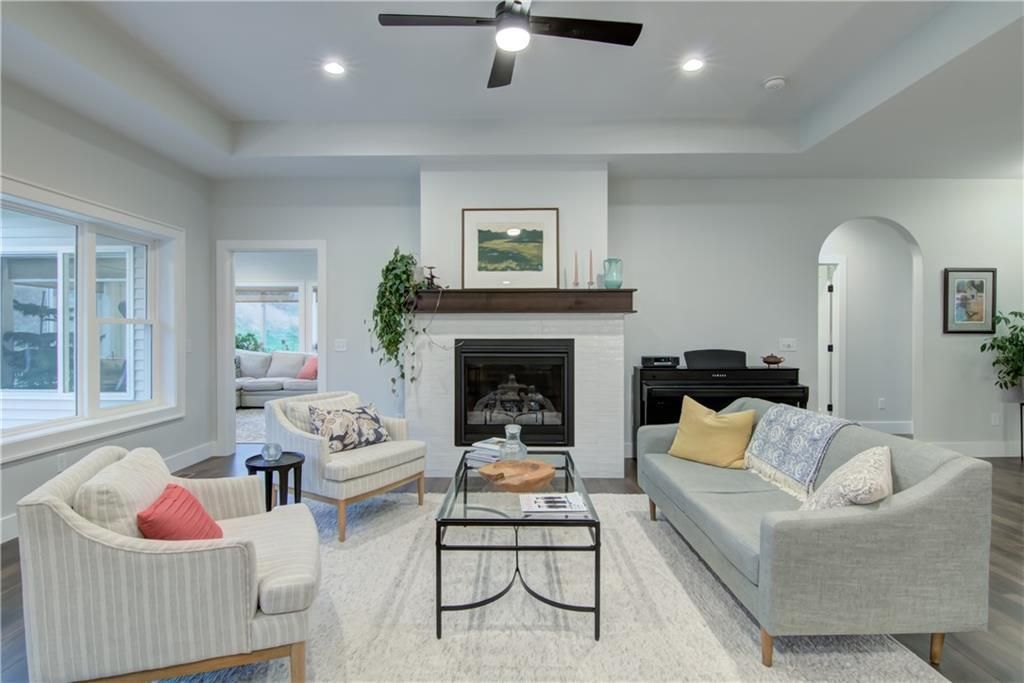 Photo of E5225 Queens DRIVE, Eau Claire, WI 54738 (MLS # 1596930)