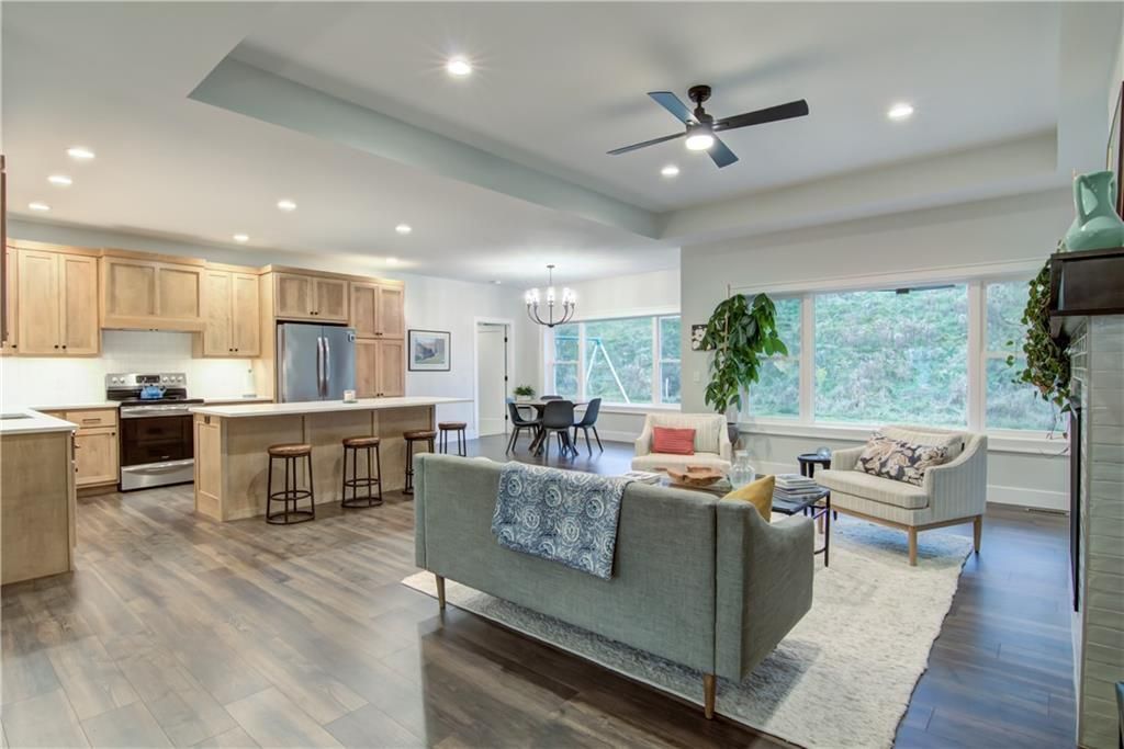 Photo of E5225 Queens DRIVE, Eau Claire, WI 54738 (MLS # 1596930)