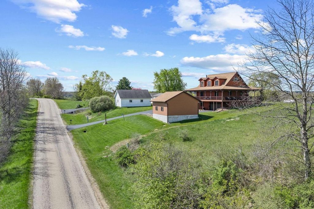 Photo of S991 Club House DRIVE, La Valle, WI 53941 (MLS # 2022735)