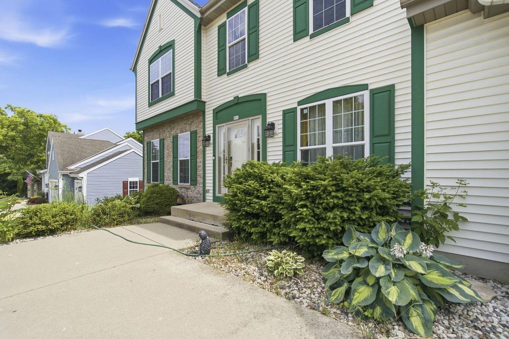 Photo of 951 River Park DRIVE, Waukesha, WI 53189 (MLS # 1969361)