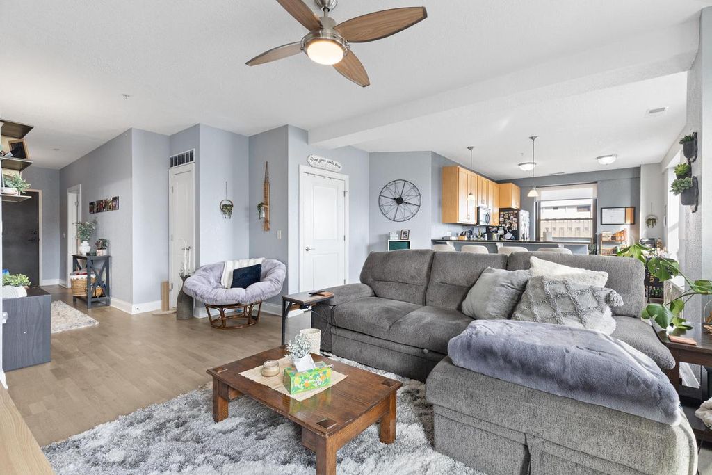 Photo of 606 W Wisconsin AVENUE #802, Milwaukee, WI 53203 (MLS # 1947151)