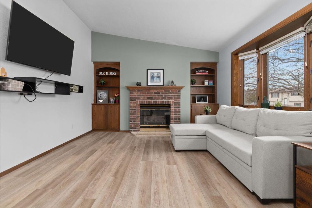 Photo of 1342 Inverness LANE, Neenah, WI 54956 (MLS # 50323452)