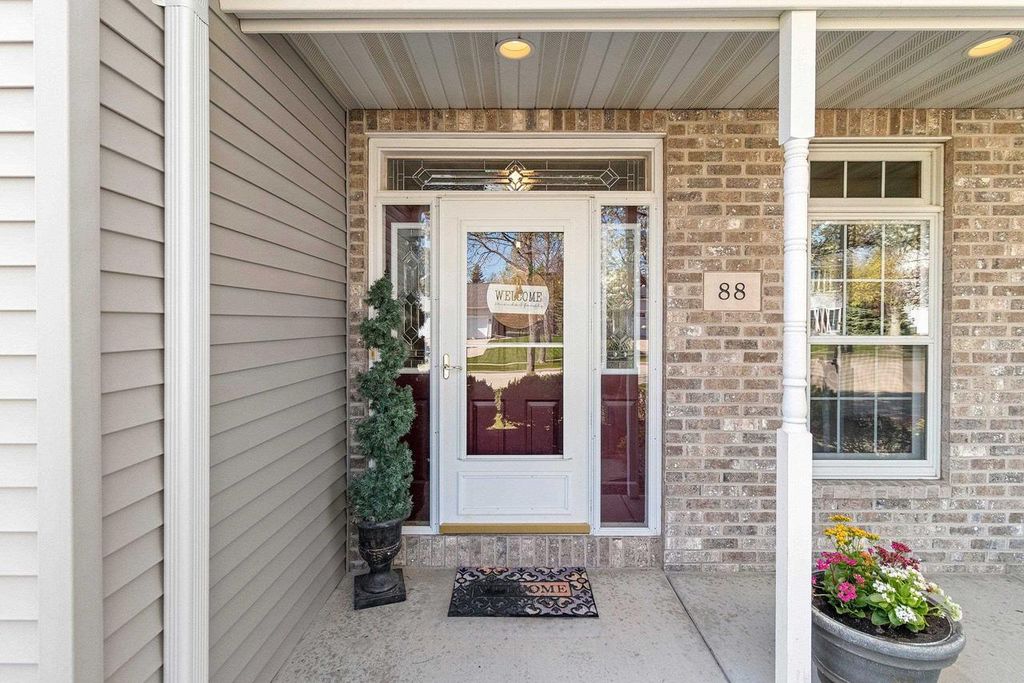 Photo of 88 Bellevue PLACE, Appleton, WI 54913 (MLS # 50325344)