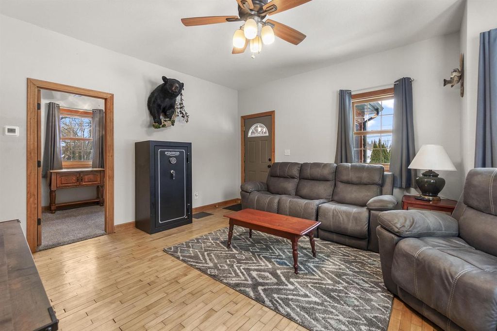 Photo of 285 S Seymour STREET, Fond Du Lac, WI 54935 (MLS # 50320978)