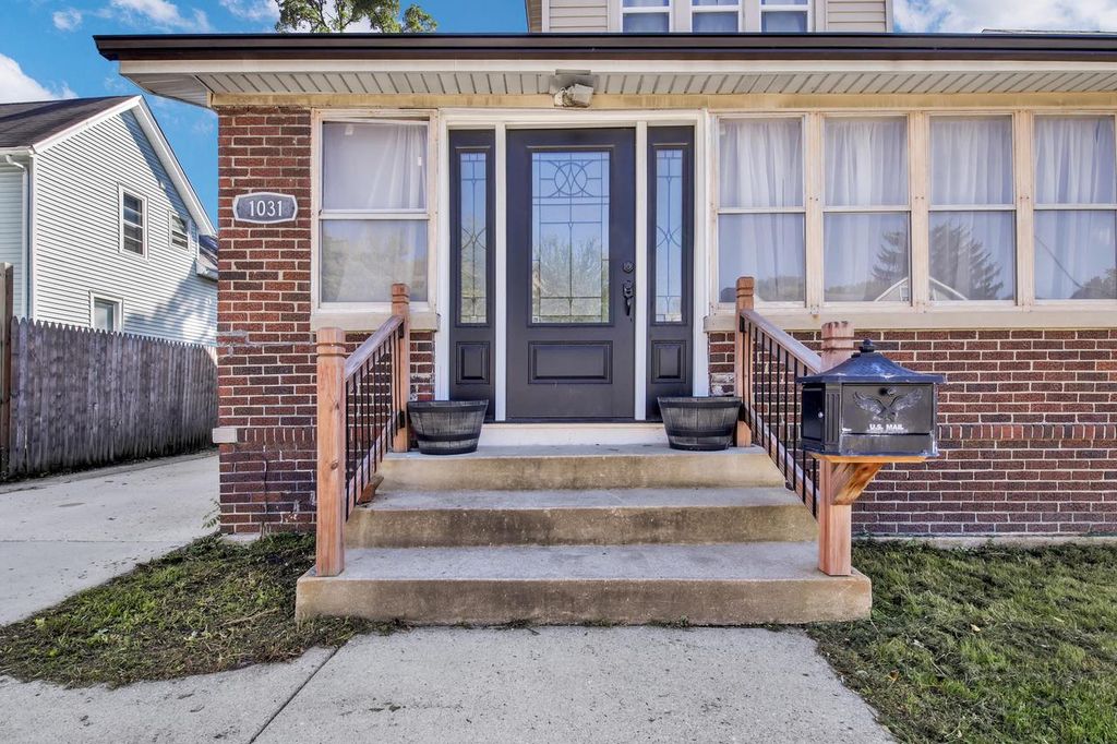 Photo of 1031 W Washington STREET, West Bend, WI 53095 (MLS # 1935367)