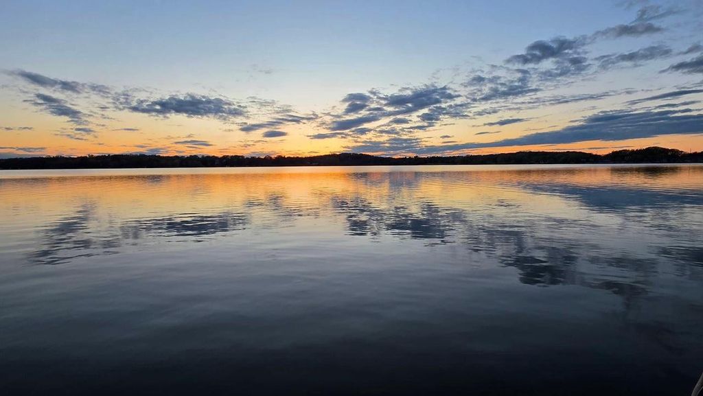 Photo of 814 Highland ROAD, Lake Mills, WI 53551 (MLS # 2022374)