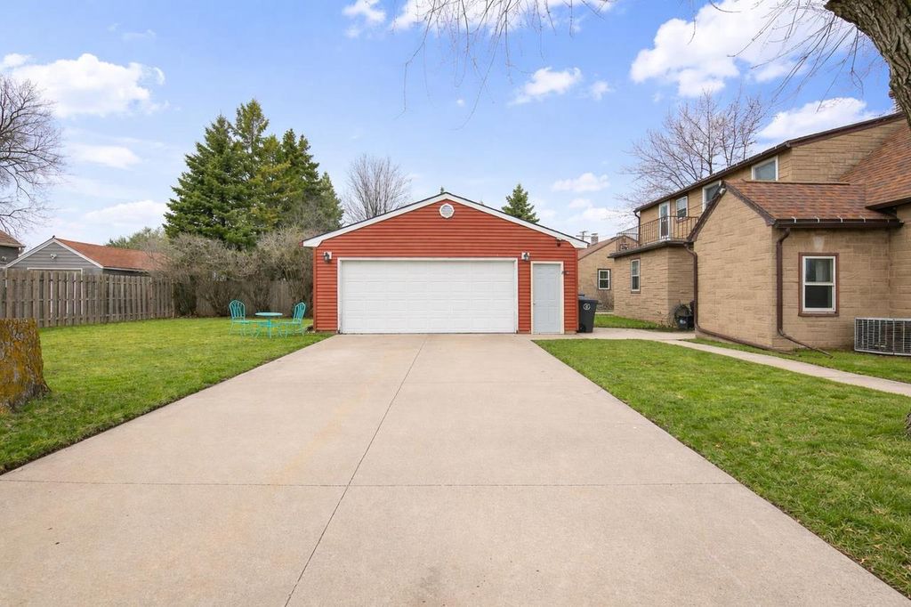 Photo of 1105 Madison STREET, Little Chute, WI 54140 (MLS # 50323182)